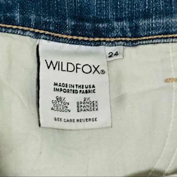 Wildfox Lara Pom Pom Distressed Shorts Size 24 - Picture 6 of 8